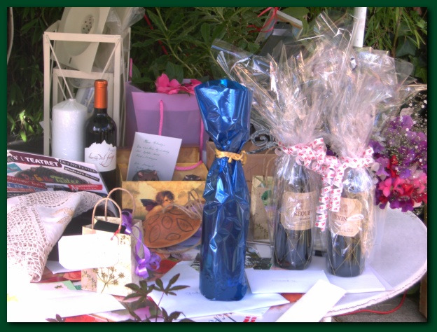 600x449 pixels (131K)