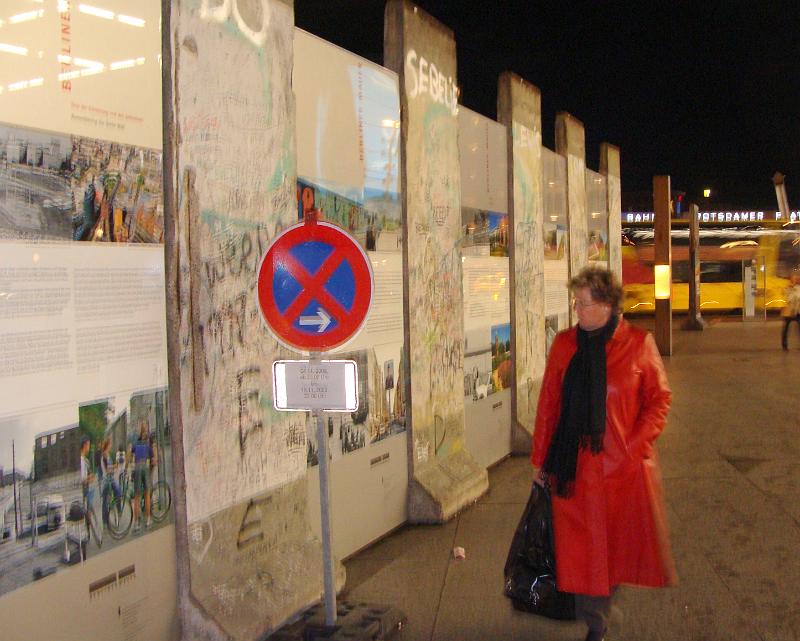 DSC01743.JPG - Resterne af Berlinermuren !        Berlin-2009