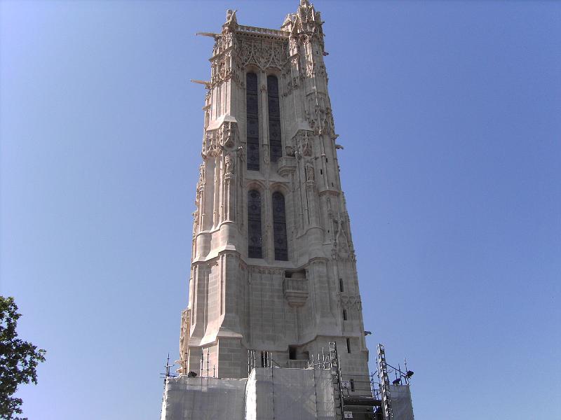 PICT1610.JPG - Tour Saint Jacquest ved Chatelet uden indpakning.